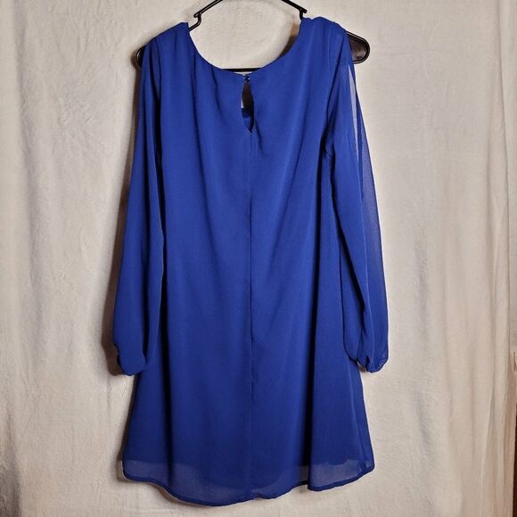 As U Wish Dress Sz Medium Cold Shoulder Blue Long Sleeve Dress Formal Homecoming - Picture 4 of 7